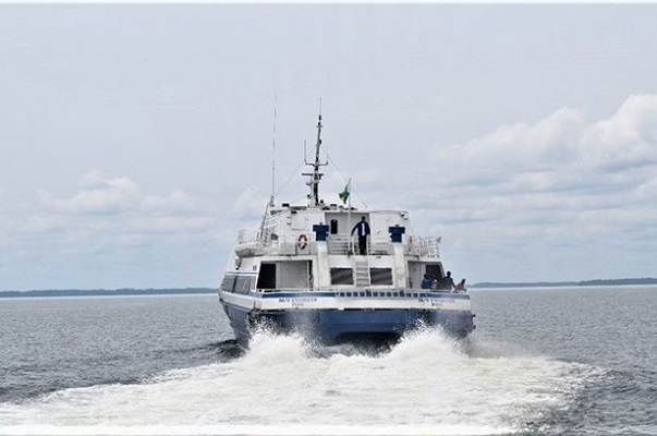 Transport maritime : le Gabon suspend les voyages de nuit pour les passagers jusqu’au 31 mars