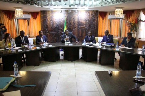 Emmanuel Issoze Ngondet instruit le gouvernement à doubler d’ardeur dans la mise en œuvre des mesures d’urgence annoncées par le président Ali Bongo Ondimba