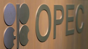 Malgré un niveau de conformité de 149%, les stocks mondiaux de pétrole restent supérieurs à la demande