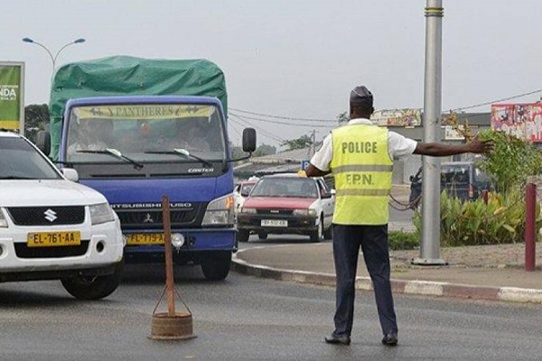 Carte grise et permis de conduire : une vaste opération de contrôle de véhicules annoncée au Gabon