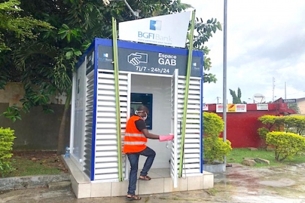 Mobicash : BGFIBank s’associe à Gabon Télécom pour le retrait d’argent sans carte dans les distributeurs automatiques