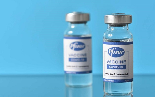 Covid-19 : 100 620 doses du vaccin américain Pfizer livrées au Gabon