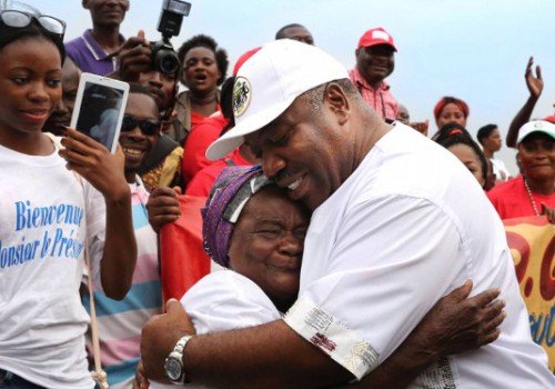 Ali Bongo Ondimba boucle la première partie de sa « tournée républicaine »