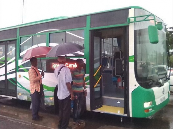 Grand Libreville - Le transport de masse gratuit coûte 20 milliards de FCFA à l’Etat