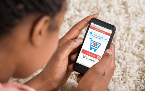 L’utilisation des smartphones au cœur de la célébration de la Journée mondiale des droits des consommateurs au Gabon