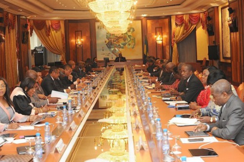 L’Etat gabonais réduit son train de vie à hauteur de 63 milliards en 2016
