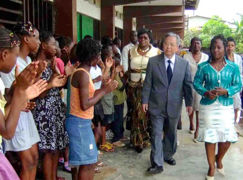 Le Japon fait don d’un dispensaire au quartier NZoghe-Mintang dans la commune de Kango