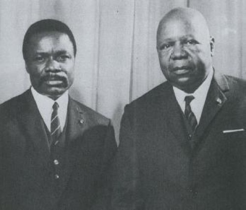 Hommages à Léon Mba et Omar Bongo