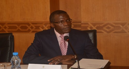 Lambert-Noël Matha préoccupé par la question de l&#039;insalubrité de Libreville