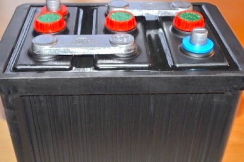 Bientôt des batteries de voiture « Made In Gabon »