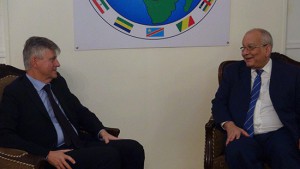 Ahmad Allam-mi et Jean-Pierre Lacroix échangent sur des questions de paix et de sécurité en Afrique centrale