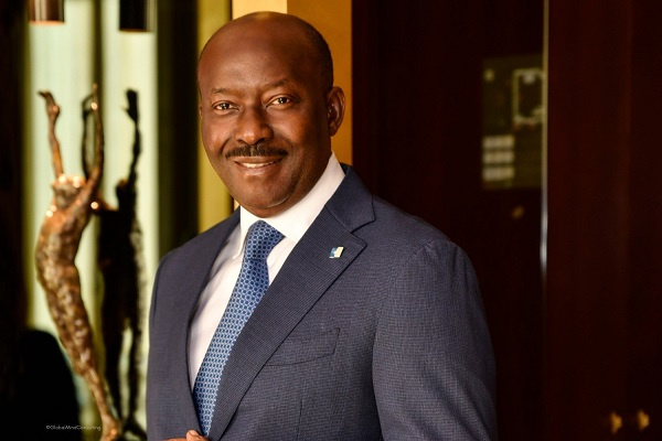 Henri-Claude Oyima, le président du groupe BGFI prend les rênes du ministère de l’Économie et des Finances