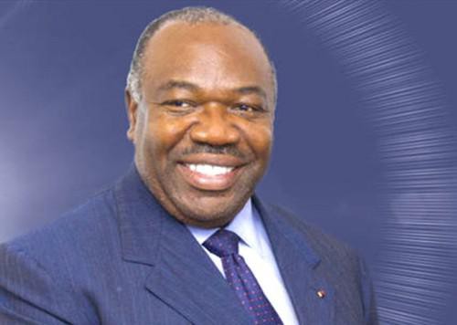 Ali Bongo: «Si mon père m’avait adopté, il l’aurait dit. Pourquoi l’aurait-il caché?» 