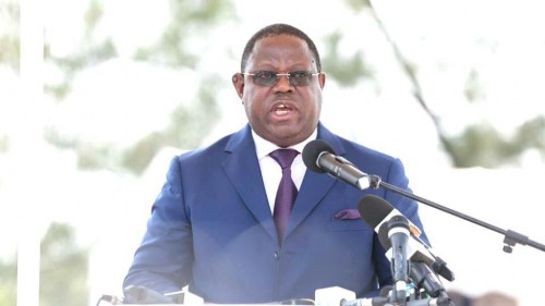 Le Premier ministre Issoze Ngondet s’explique sur le gel des recrutements de fonctionnaires au Gabon