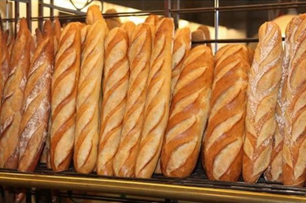 Face à la pénurie de la farine de blé, le Gabon réfléchit déjà à la production du pain à base des produits locaux