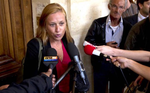 La présidence a rompu le contrat de communication avec Anne Hommel
