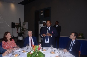 Le climat des affaires au centre d’une rencontre entre le Premier ministre et la communauté française des affaires